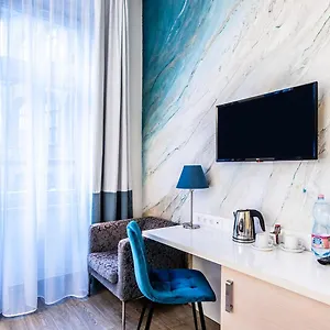 **** Hotel Atrium Fashion Hongrie